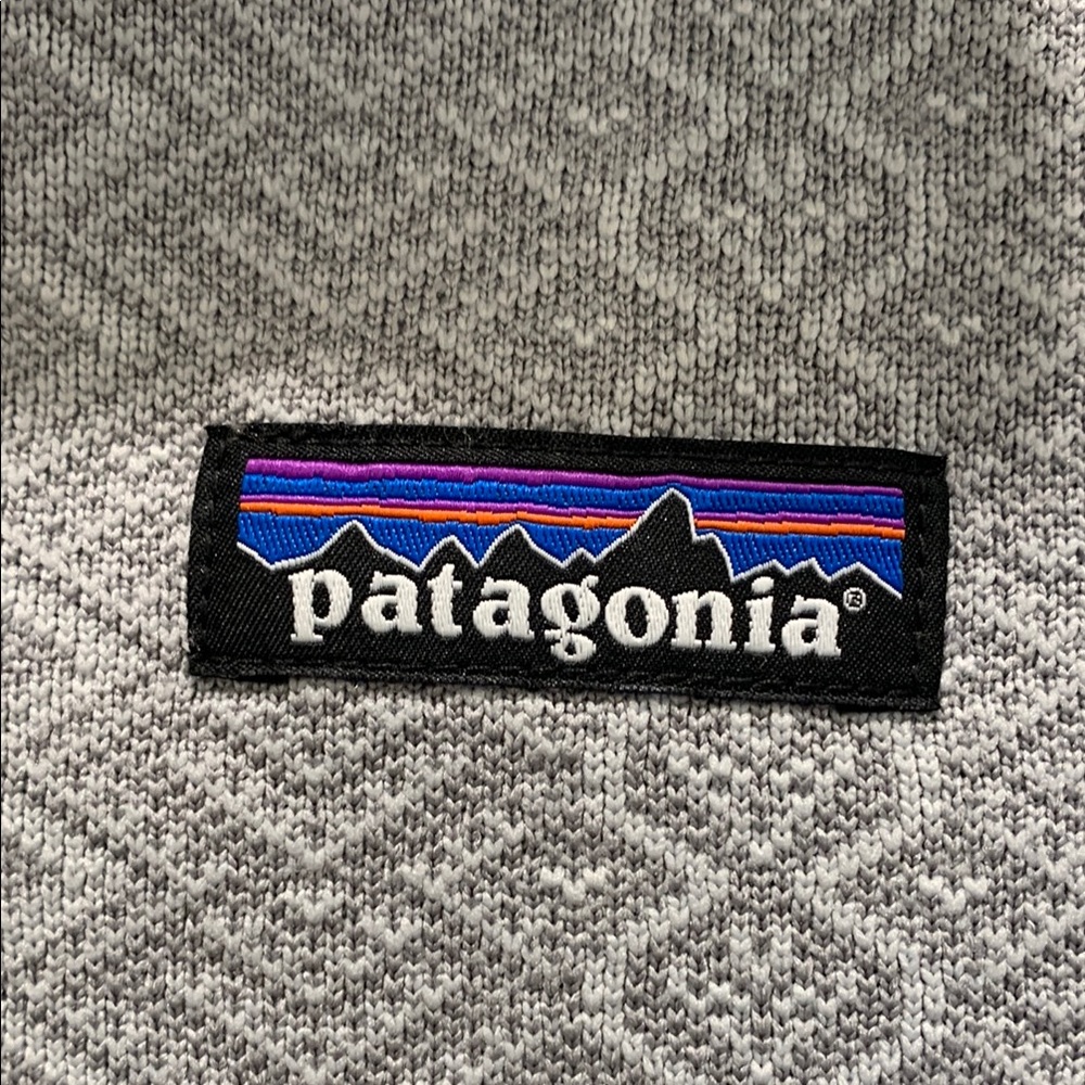 Patagonia Light Gray Patterned Pullover - image 3